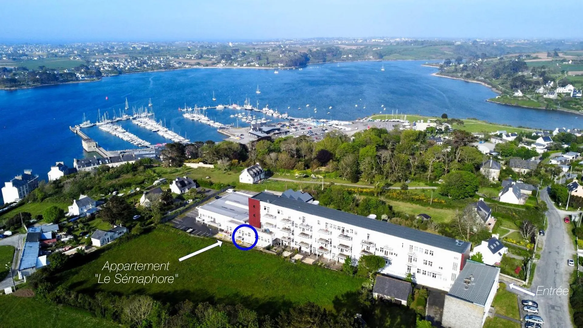 Le Semaphore T2 Proche Mer, Terrasse, Balcon Landéda 0*,  França